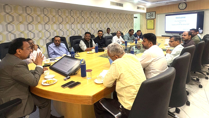 HURL MD Dr Siba Prasad Mohanty chairs meeting with suppliers of SSP & Urea SSP